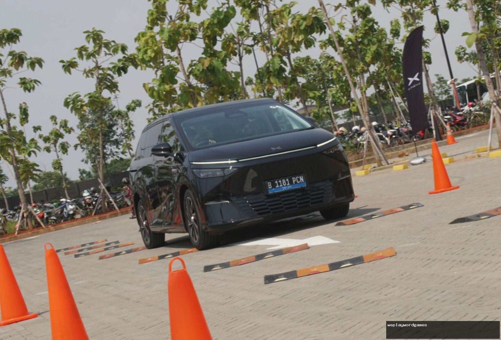 Nyaman Untuk Bawa Keluarga, Ini Suspensi Yang Dipakai XPENG X9