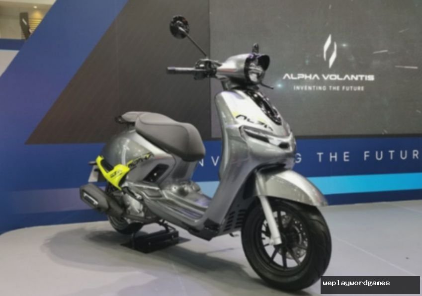 Usung Tech Wear Graphic, Motor Baru Horizon 300 ABS 2025 Lebih Murah dari Yamaha XMAX
