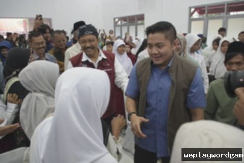 Seskab, Mensos, Menteri PU Temui Calon Siswa Sekolah Rakyat: Ada Apa?
