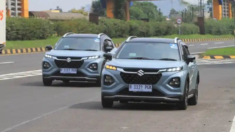 Suzuki Serahkan 55 Fronx Pada Konsumen, Angka Simbolik Penuh Makna