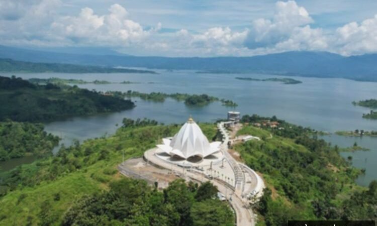 18 Surga Tersembunyi di Bandung Timur: Wisata Alam Sejuk & Menyegarkan