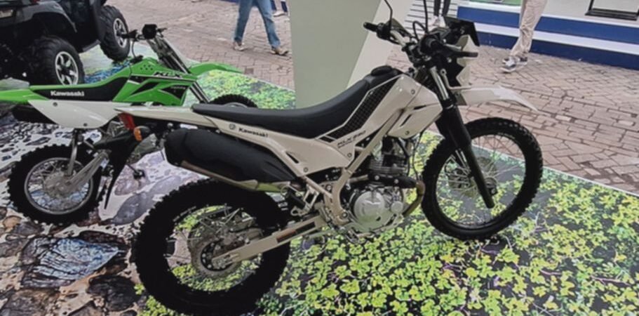 Trail Ganteng Kawasaki KLX230 Sherpa S Resmi Dijual, Intip Spek dan Harganya