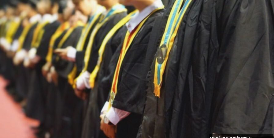 Mahasiswa UGM meninggal saat KKN di Maluku Tenggara – Masih perlukah ‘program pengabdian’ ini diadakan?