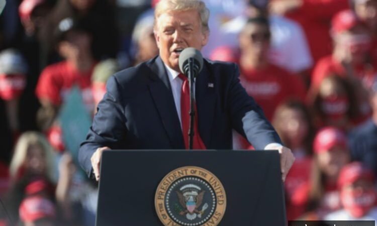 Sebagian Besar Saham Dunia Merosot Jelang Tenggat Waktu Tarif Trump